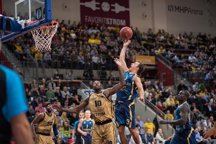 Hamilton fulmina al CAI y Herbalife GC cae en Alemania pese a Pangos