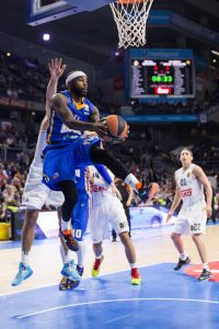 El Khimki conquista Madrid (82-85): los de Laso se complican el Top16