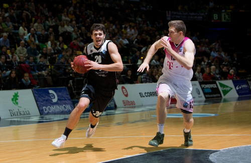 Dominion Bilbao Basket se estrena en casa. Pangos y Colom, entre los mejores de la jornada