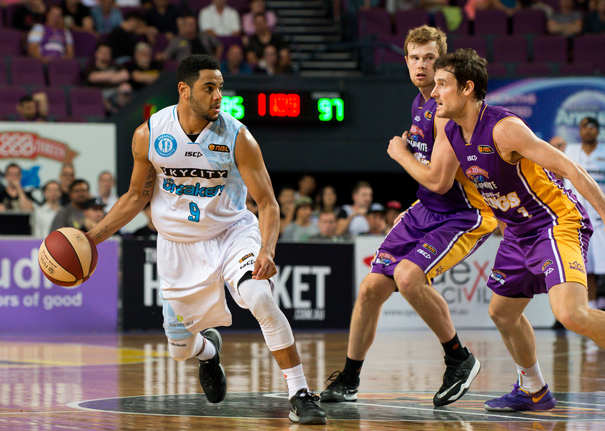 Australia: El líder se desinfla, New Zealand y Perth suben y Corey Webster saca el rifle