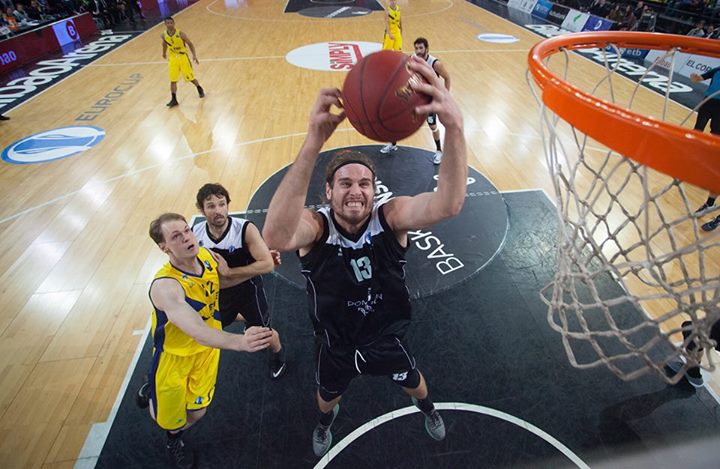 Bogris hace de James; 16-0 para Valencia; CAI vuelve a sonreír; GC reina en Brindisi