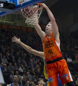 Justin Hamilton, la sorpresa taronja