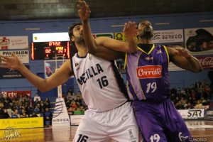 Melilla pone fin a la racha de Palencia. Exhibición (33 val.) sin premio de Marc García