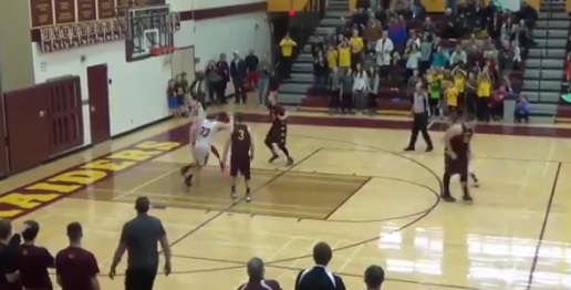 Ha vuelto a ocurrir en USA: increíble canasta ganadora en high school (VIDEOS)