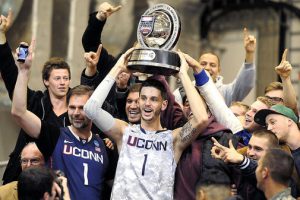 Enosch Wolf, un gigante campeón de la NCAA para la pintura del Ametx Zornotza