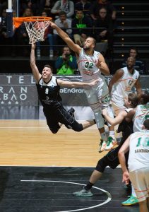 Síndrome del cuarto final de BB; paseo de CAI; GC conquista Jerusalén y Diot sube 27-0