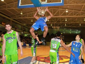 El Peixe se comió al líder en la previa copera. Lucentum sufre y Granada apaga a Xuven