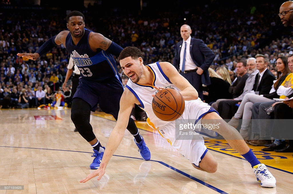 Klay Thompson desatado hace de él y de Curry. Y ya hay entrenador del Este