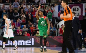 Adams impide que Zalgiris Kaunas tome el Buesa Arena