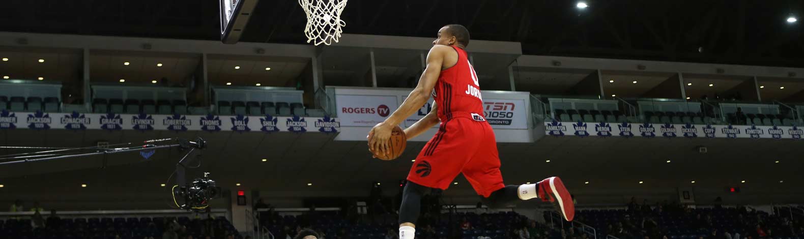 John Jordan, una libélula de 1.77, ganador del concurso de mates de la D-League