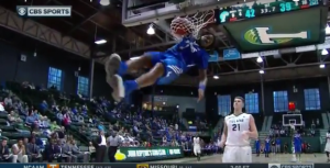 Shaq Goodwin (Memphis) emula a Vinsanity y la hunde hasta el codo en juego