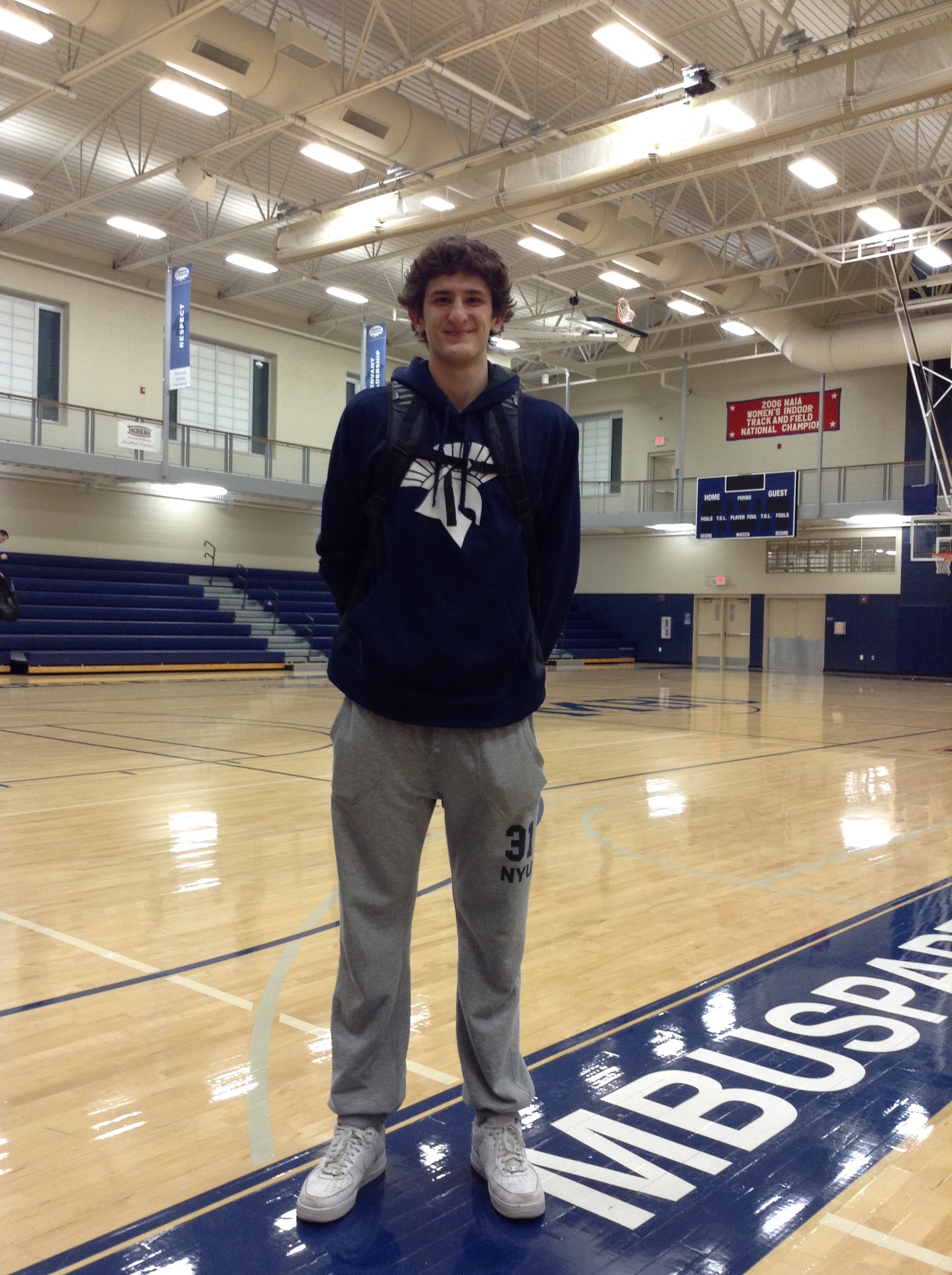 Pablo Hernández: un gallego en la NAIA; Rick Pitino se queda sin March Madness