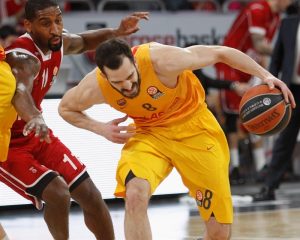 La fiabilidad alemana puede con unos solitarios Doellman y Ribas (74-70)