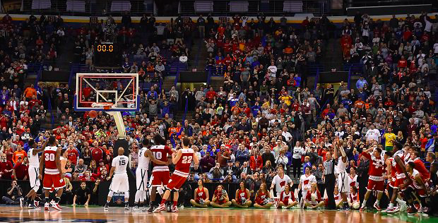 Wisconsin asalta la banca con un triple sobre la bocina ante Xavier (VIDEO)