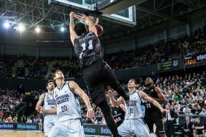 Quintetos Ideales, Entrenador del año y MVP de la temporada