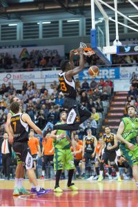 Força Lleida se lleva el match ball por la permanencia. Palencia y Melilla no perdonan