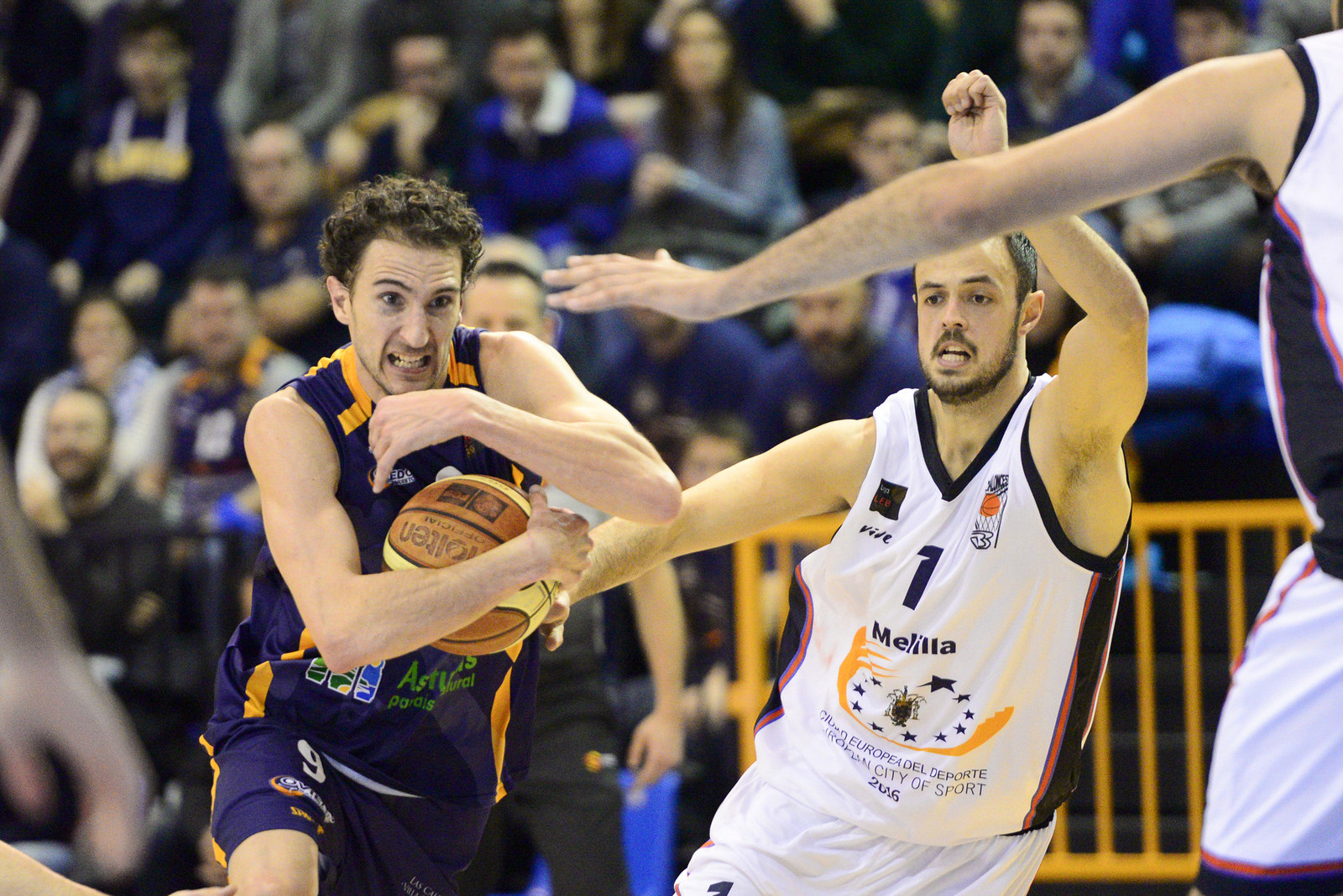 Melilla gana en Pumarín y aún sueña con el título. Lleida, fuera del descenso