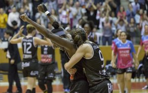 Girona fuerza el tercer partido en la prórroga; UMMC, campeón de Europa