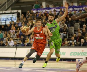 Tarragona y Ávila, a semis por la vía rápida. Clínicas y Morón alargan sus series