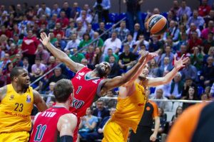 El sueño del Lokomotiv no acaba: vence al Barça (81-67) y jugará la F4.