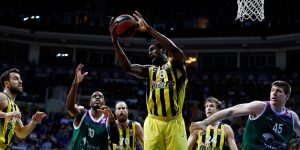 Ekpe Udoh o como convertirse en amo, dueño y señor absoluto de la zona (80-59)