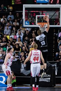 Georgios Bogris, ¿tentado por Aris y Olympiacos para volver a su país?