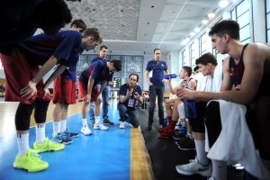 Alfred Julbe: “Aquí hay 3 o 4 jugadores que pueden jugar en el primer equipo”