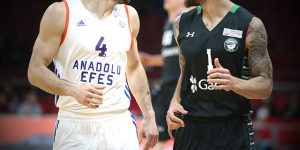 Efes-Dogus y Fenerbahce-Galatasaray, en semis. Baile de entrenadores en Turquía
