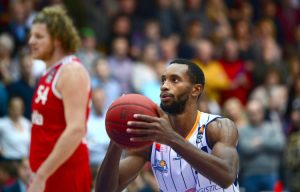 Kyle Fogg para SB: “es un honor ser relacionado con equipos de la mejor liga de Europa”