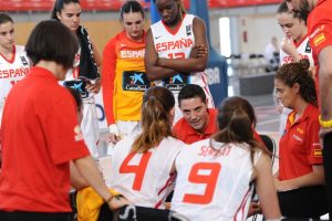#U17F Fase de grupos (J3): España vence a Brasil, pasa invicta y espera Corea (70-58)