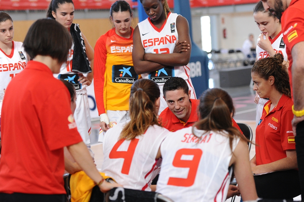 #U17F Fase de grupos (J3): España vence a Brasil, pasa invicta y espera Corea (70-58)