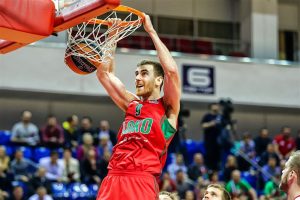 Víctor Claver: “El Real Madrid está interesado en mi, pero aún no hay nada”