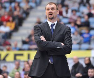 Zan Tabak, cortado en Baskonia; ¿Jure Zdovc?