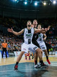 Nacho Llovet primer fichaje para la pintura de Río Natura Monbus Obradoiro