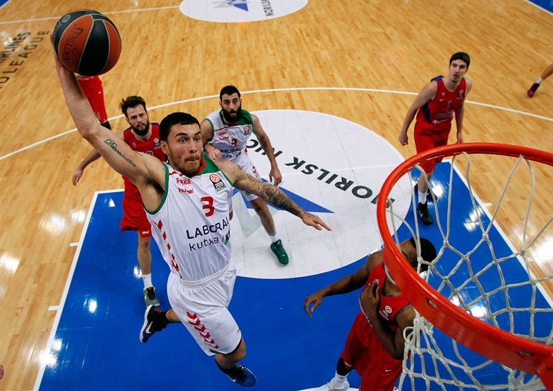 Mike James firma un contrato millonario con el Panathinaikos