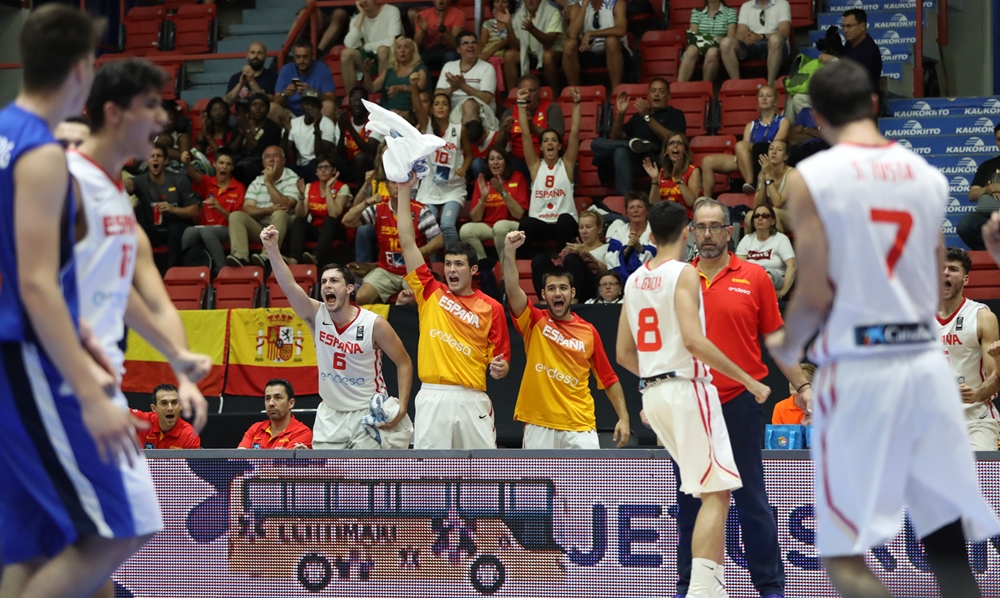 U20 MASC: España arrasa a Israel (90-71) y será primera de grupo