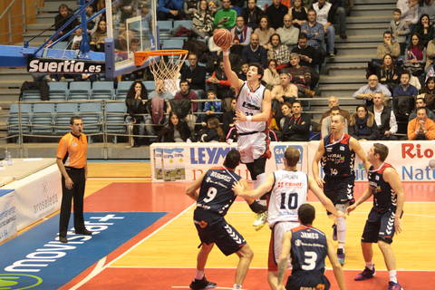 El futuro del ‘Obra’: Adiós a 3 titulares pero vuelve Corbacho ¿Allen, nueva perla?