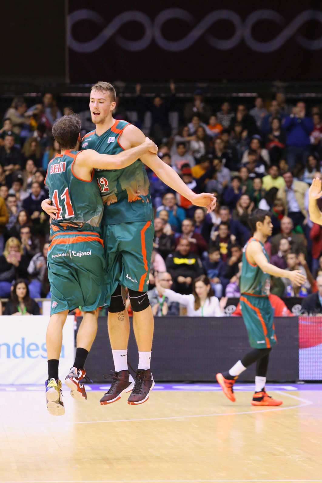 Abandonado y en estado de descomposición, Baloncesto Sevilla tiene diez días