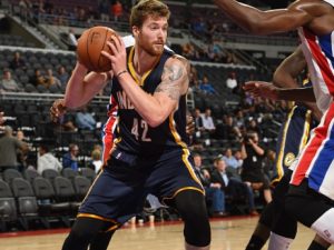 Shayne Whittington cierra el juego interior de un ilusionante Río Natura Monbus