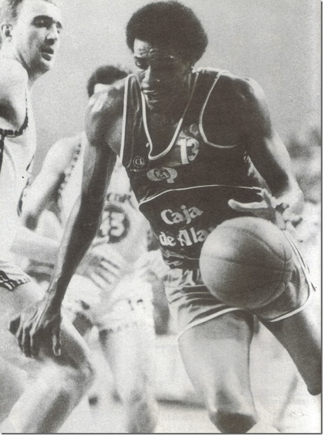 Adiós a Abdul Jeelani: autor de la primera canasta de Mavs y clásico del basket europeo