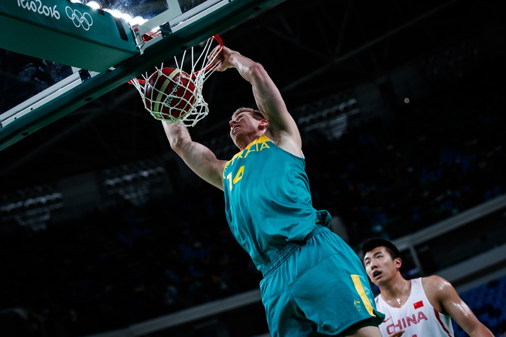 Australia, sin Bogut, vuelve a la senda de la victoria ante China (68-93)