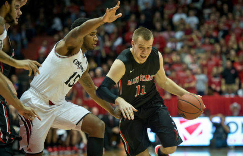 Ben Millaud-Meunier, artillería NCAA para Agustinos E. Leclerc