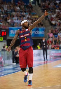 Baskonia estaría dispuesto a negociar por Hanga, implicando a Rice en el trato
