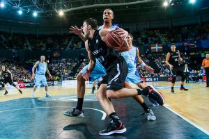 Movistar Estudiantes busca salir del pozo con Pavel Pumprla y el regreso de Diamon Simpson