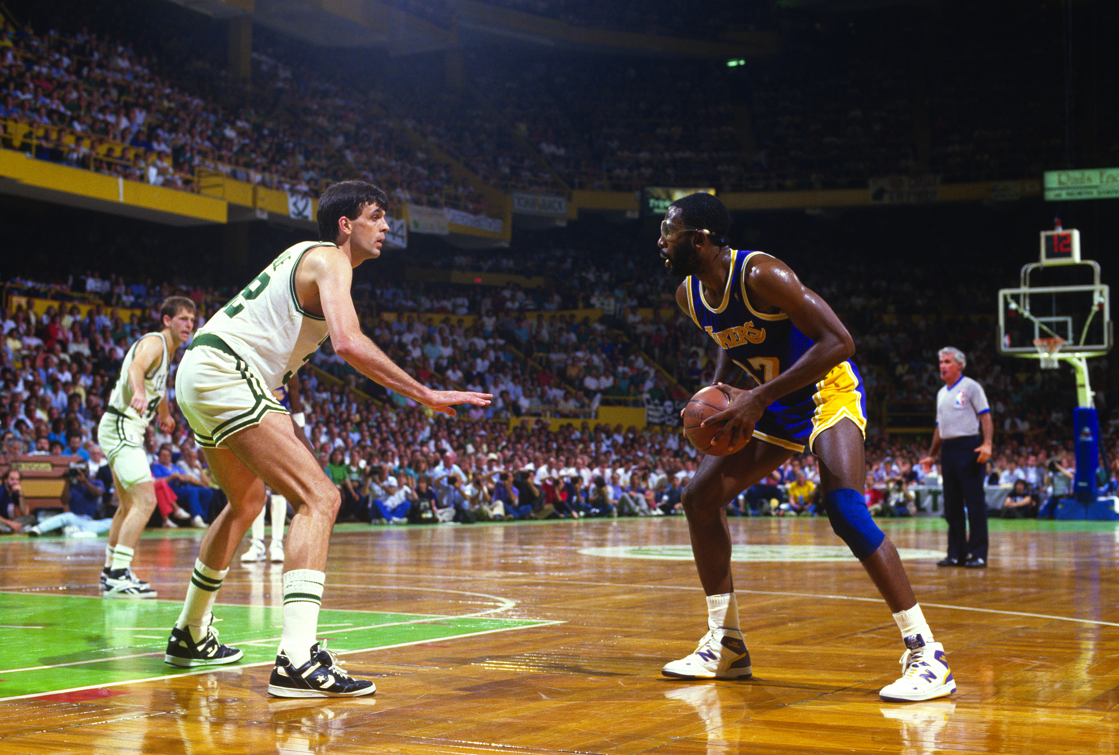 “Cerca de las estrellas” y el “repeat” de los Lakers