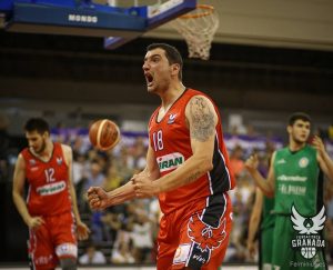 Granada, Lucentum y Xuven golpean con fuerza. Beranek, KO. Chapela y Aramburu, MVP