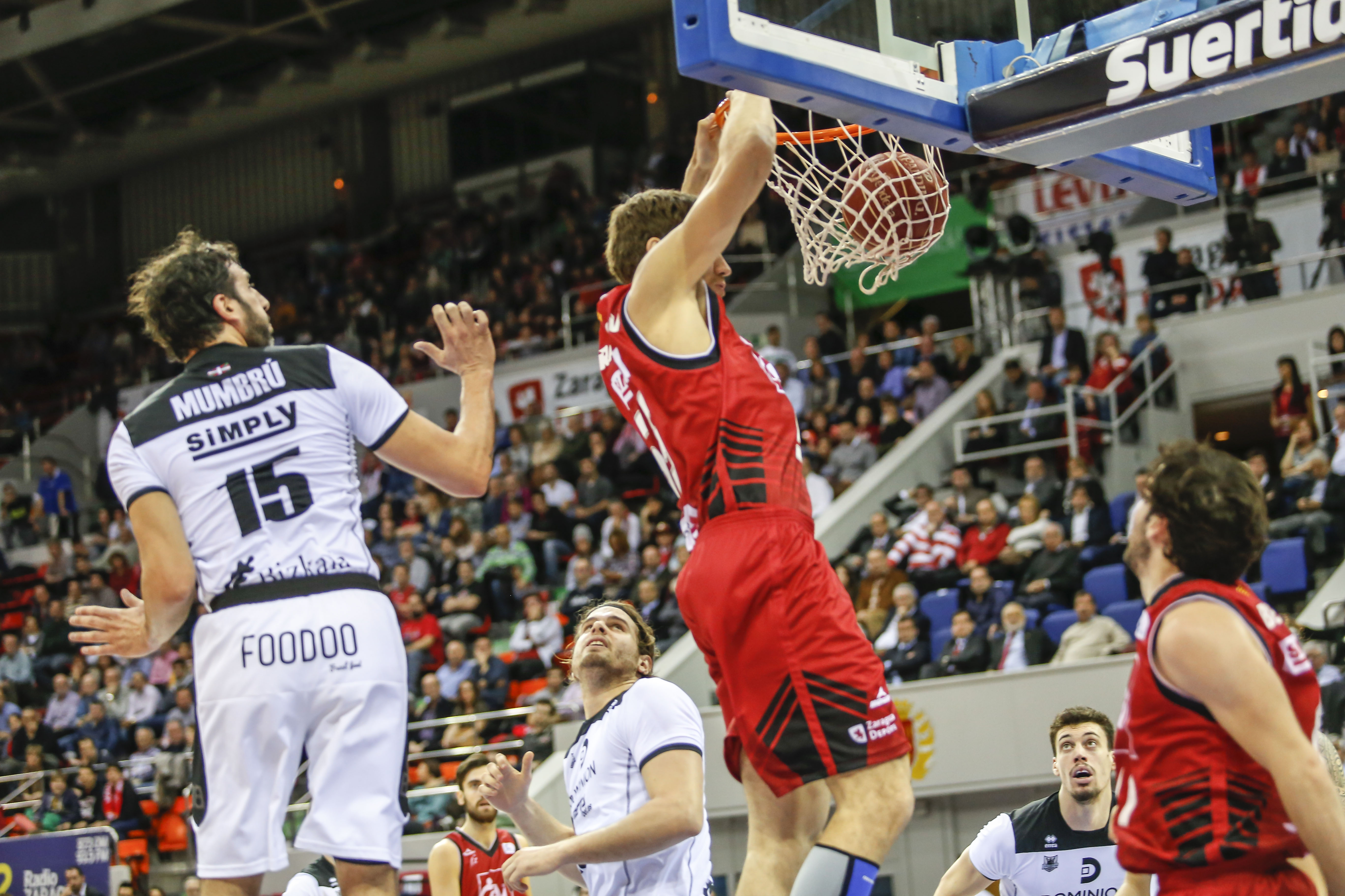 Kravtsov será el recambio de John Bryant en Valencia Basket