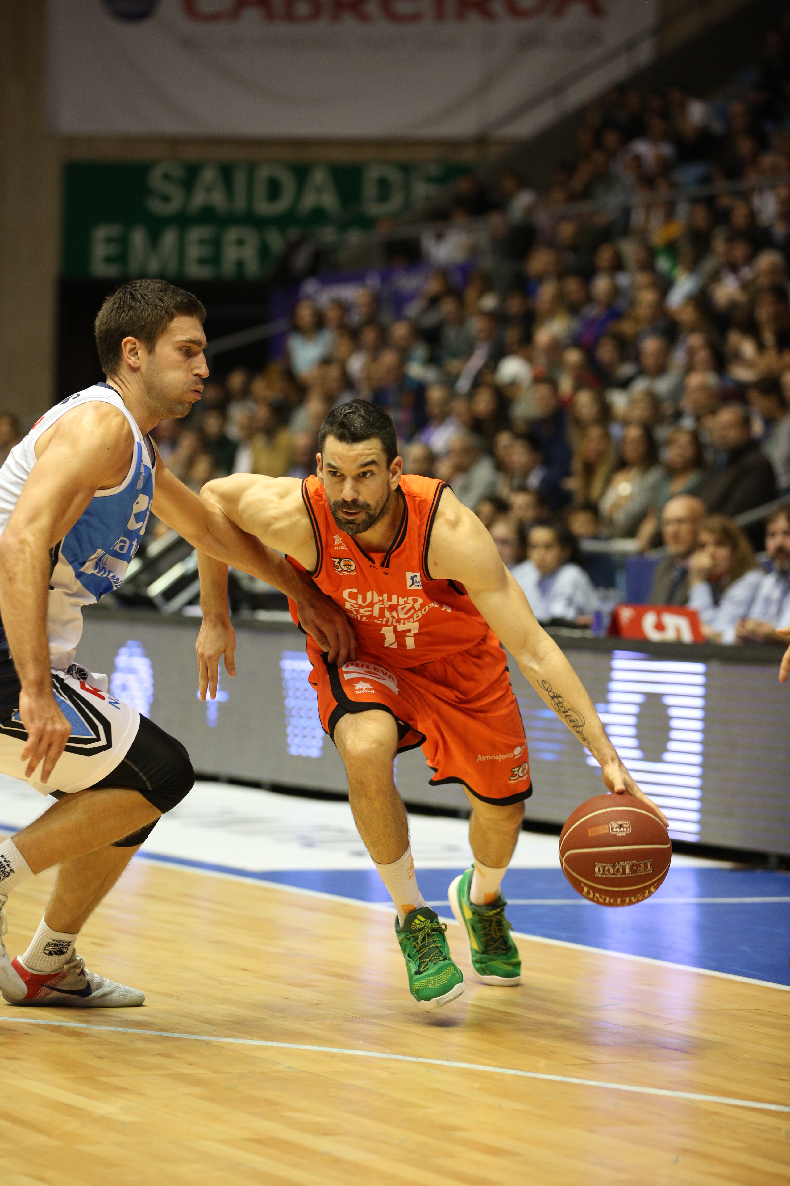 El Rio Natura Monbus Obradoiro prorroga el contrato de Matulionis un mes más