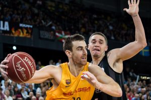 Víctor Claver, cinco meses de baja y adiós al Eurobasket 2017