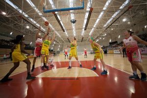 Solo Al-Qázeres aguanta el ritmo de Girona y Perfumerías; Williams, MVP